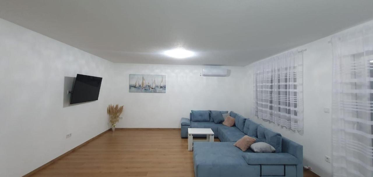 Apartman Hope Zmijavci Εξωτερικό φωτογραφία
